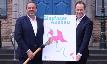 Ausbau Glasfasernetz in Hellerhof läuft