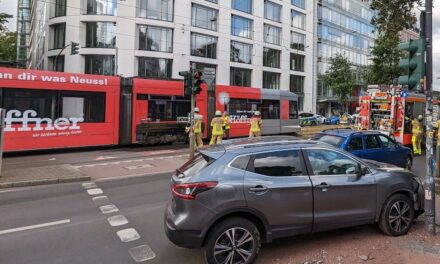 Bremsanlage einer Rheinbahn geriet in Brand