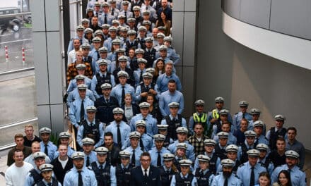 213 Polizeibeamtinnen und Polizeibeamte wurden im Rahmen einer feierlichen Veranstaltung begrüßt