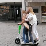 Verkehrsunfall in Oberbilk: E‑Scooter-Fahrerin prallt gegen Hauswand – Zwei Personen verletzt – Verdacht auf Trunkenheitsfahrt