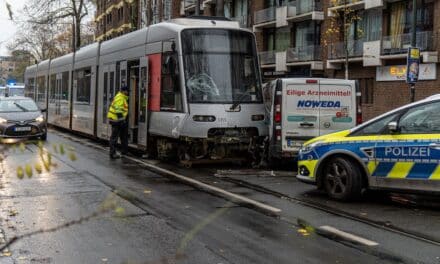 Schwerer Zusammenstoß auf der Grafenberger Allee