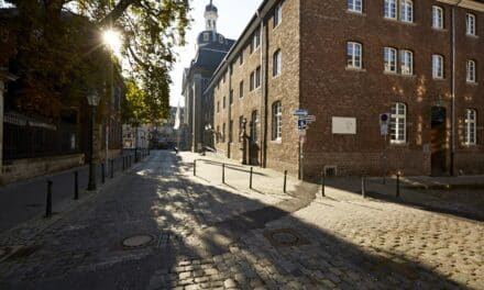 Historische Führung durch Maxhaus und Maxkirche