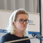 Stadtmitte – Versuchtes Tötungsdelikt: Mann mit Stichverletzungen – Mordkommission ermittelt – Täter flüchtig