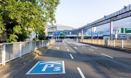 Parken und Halten: Flughafen Düsseldorf optimiert Angebot vor dem Terminal