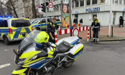 Verkehrsstau und Straßensperrungen im Bereich der Innenstadt