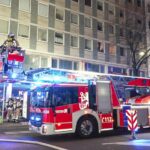 Ausgedehntes Feuer in einem Keller forderte Einsatz der Feuerwehr — mehrere Personen gerettet