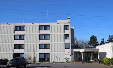 Mercure-Hotel in Düsseldorf-Süd wird Zentrale Unterbringungseinrichtung für geflüchtete Menschen