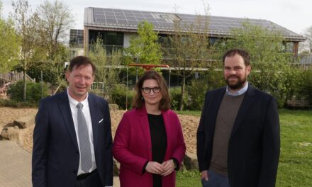 Pilotprojekt der Energiewende an drei Düsseldorfer Kindertagesstätten und einer Schule