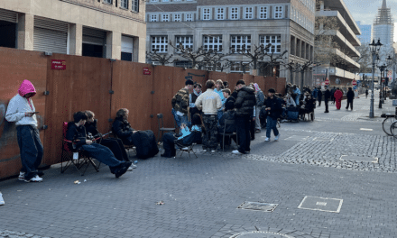 Große Aufregung um 6PM-Pop-up-Store in Düsseldorf