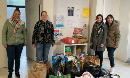 Lions Club Schloss Kalkum spendet der Kleiderkammer