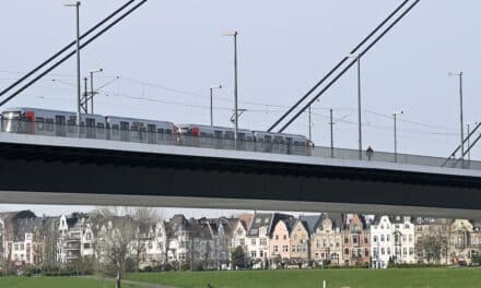 Kontrollmessungen an der Oberkasseler Brücke