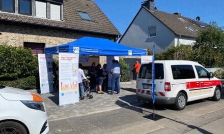 Starkregeninformation des Stadtentwässerungsbetriebs vor Ort