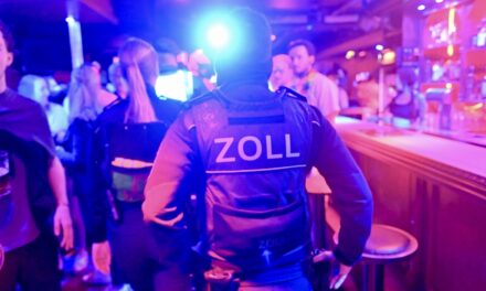 “Behörden gehen gegen Türsteherszene in Düsseldorf vor: Verdacht auf kriminelle Machenschaften”