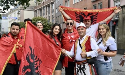 UEFA EURO 2024: Friedliches Fußballfest bei bestem Wetter in Düsseldorf