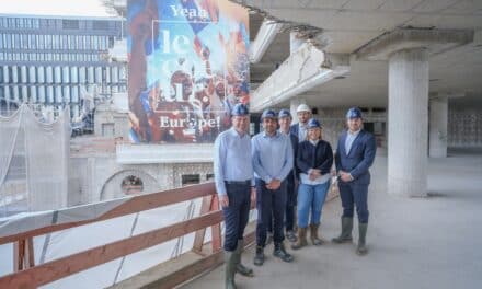 Im Herzen Düsseldorfs: OB Dr. Keller besichtigt Bauprojekt “LeCoeur”