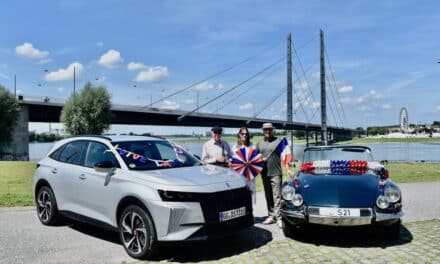 Ein Stelldichein französischer Oldtimer zum Frankreichfest