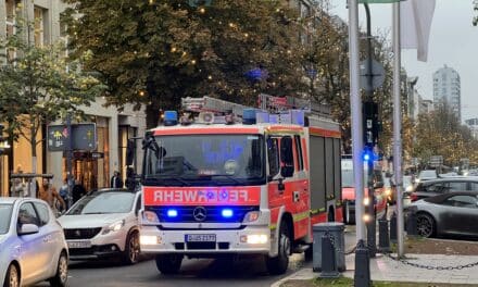 Teil-Einsturz einer Zwischendecke in einer Wohnung