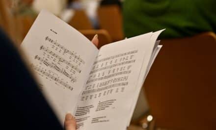 Weihnachtskonzert im Raum des Abschieds – Besondere Klänge in Düsseldorf