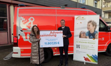 Feuerwehr sammelt fast 12.000 Euro für den guten Zweck