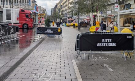 Radverkehr raus aus der Innenstadt? ADFC kritisiert Schadowstraße-Pläne von OB Keller
