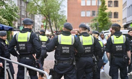 Jahreswechsel 2024/2025: Enge Zusammenarbeit von Ordnungsamt, Polizei, Hilfsorganisationen und Feuerwehr