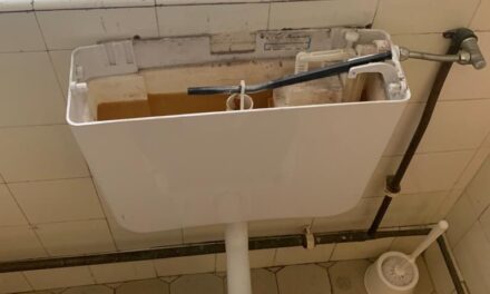 “Sanierung der Jungentoiletten an der Kaiserswerther Grundschule”
