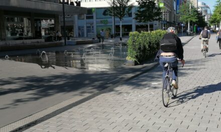 Schadowstraße: Debatte um kurzfristige Verbesserungen des Radwegs