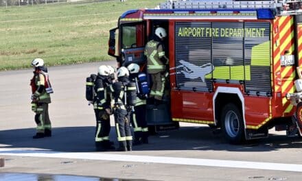 Schlagkräftiges Zusammenspiel: Großübung „Victor 2025“ simuliert Flugzeugkollision am Düsseldorfer Flughafen