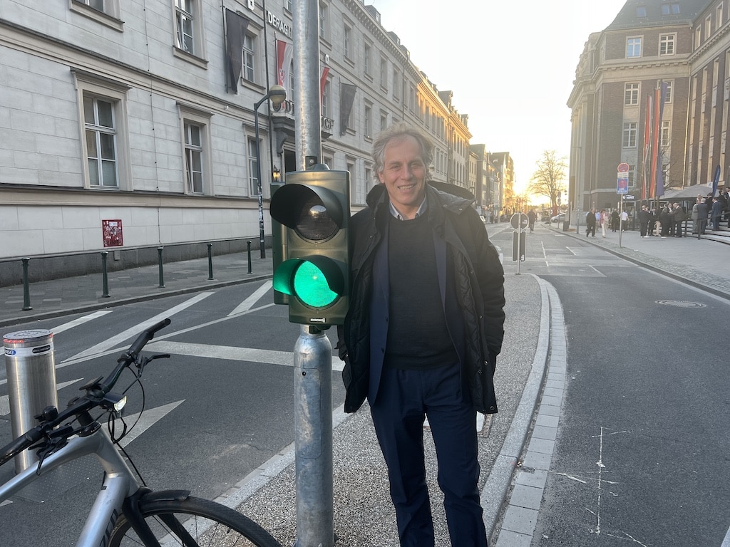 Verkehrsdezernent Jochen Kral überzeugte sich selber vor Ort © Lokalbüro