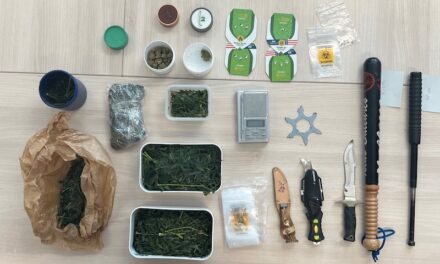 Polizeieinsatz in Düsseldorf-Wersten: Streitigkeiten führen zu Drogen- und Waffenfund