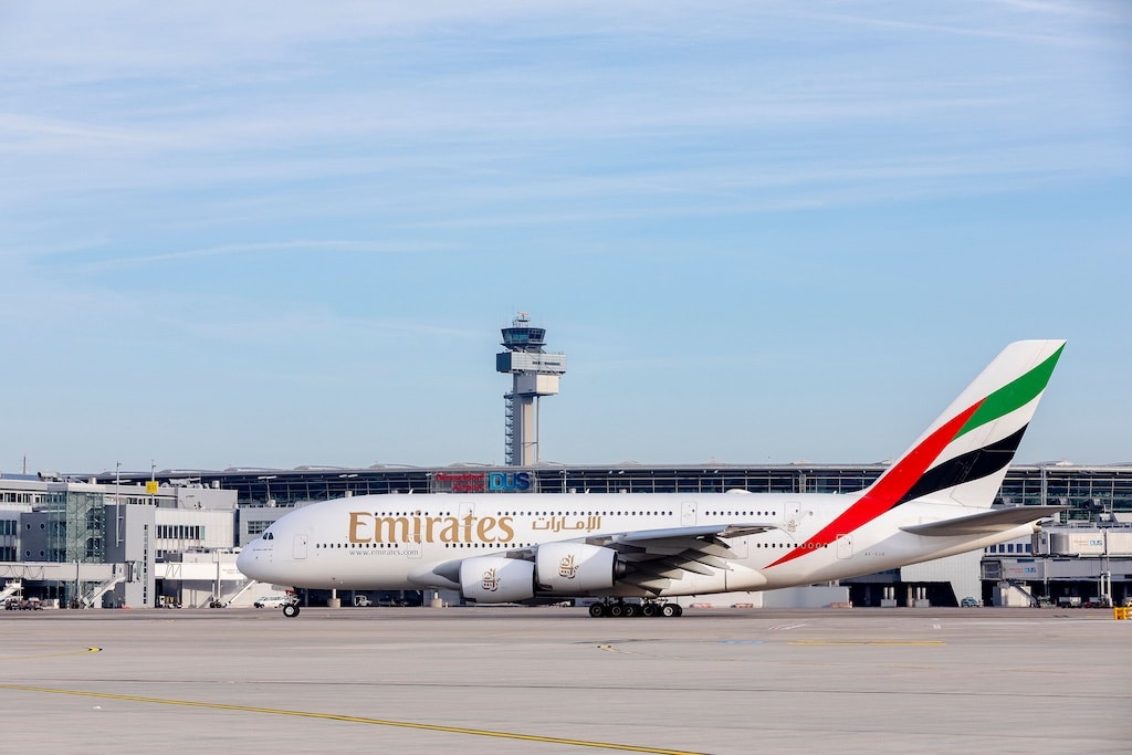 Seit zehn Jahren prägt die Emirates A380 das Bild des Düsseldorfer Flughafens – und verbindet Nordrhein-Westfalen mit Dubai.© Flughafen Düsseldorf / Andreas Wiese