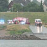 Kind im Rhein vermisst – Großeinsatz am Düsseldorfer Rheinufer