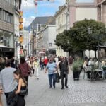Verwirrung in der Altstadt: Geschäfte öffnen am Sonntag unbeabsichtigt