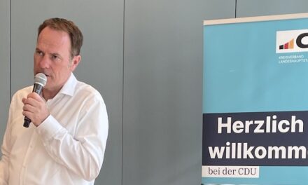 OB Keller: „Die Finanzen der Stadt Düsseldorf sind in Ordnung“