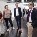 OB Dr. Keller und Beigeordneter Zaum danken den ehrenamtlichen Wahlhelfenden