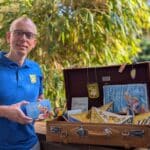 Der Karnevalskoffer aus Angermund stimmt ein