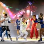 Eiskunstlauf trifft Hollywood: „Cinema of Dreams“ feiert glanzvollen Auftakt in Köln