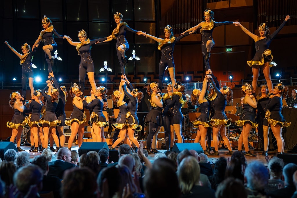 Showtanz “Zeit” der KakaJu © LB / Olaf Oidtmann Showtanz “Zeit” der KakaJu © LB / Olaf Oidtmann