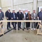 Richtfest für neue Vierfachsporthalle an der Redinghovenstraße