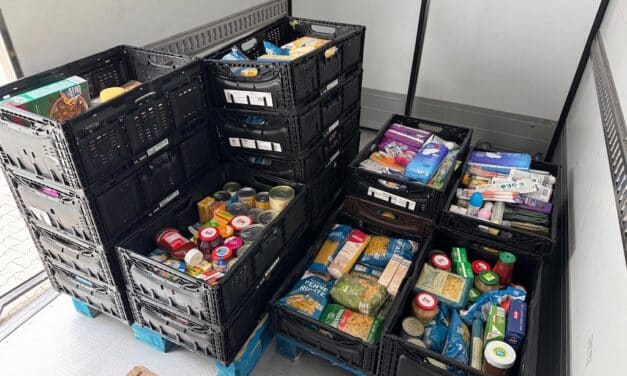 Lions Club Kaiserswerth spendet 50 Kisten für die Tafel