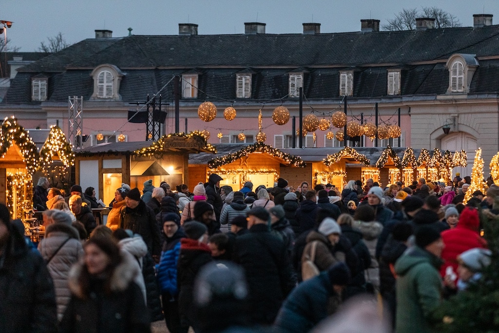 Weihnachtsmarkt Schloss Benrath © Michael Breuer