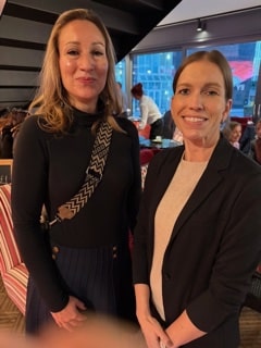 PwC-Senior Managerin Britta Rohwedder und Barbara Klein