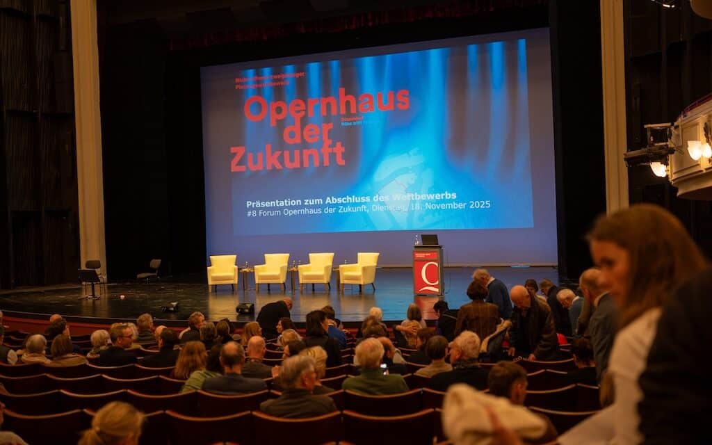 Was wäre passender als ein Opernhaus?