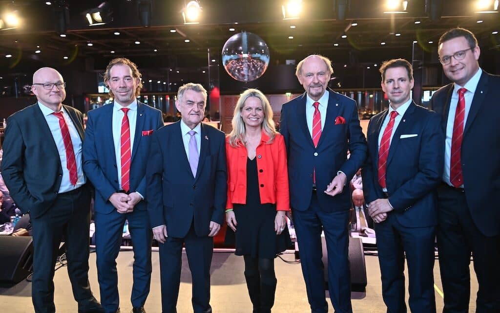 Innenminister Herbert Reul mit Großer Goldener Jan-Wellem-Medaille ausgezeichnet