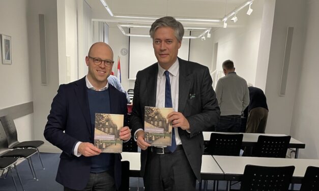 Gedenkstätte Düsseldorf legt Buch über jüdische Gemeinschaft in Kaiserswerth auf