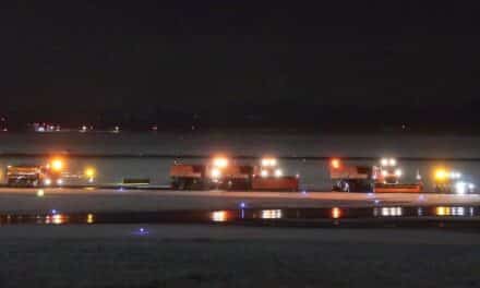 Schneefall bringt Flugverkehr in Düsseldorf zeitweise ins Stocken