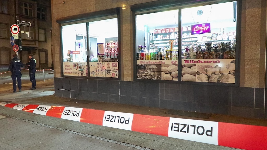 Größerer Polizeieinsatz im Stadtteil Oberbilk © Patrick Schüller