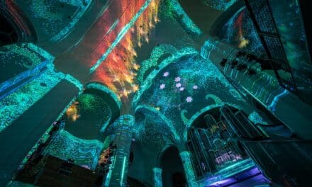 Immersive Kunstinstallation „ENLIGHTENMENT“ startet in der Düsseldorfer Johanneskirche