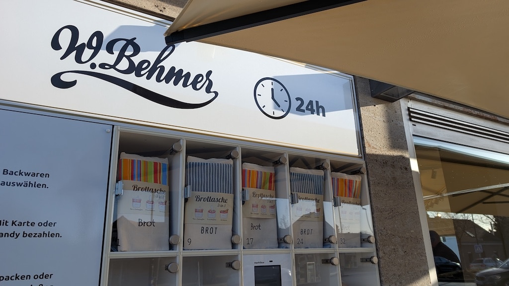 Ganz einfach an frisches Brot kommen in Lohausen © LB / Gabriele Schreckenberg