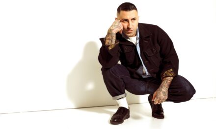 10.500 Euro für den guten Zweck: Broilers versteigern VIP-Tickets